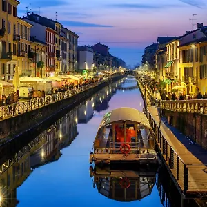 accogliente-pied-terre-sui-navigli.it-lombardy.com/