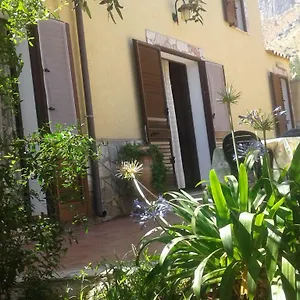 Indipendente Villa